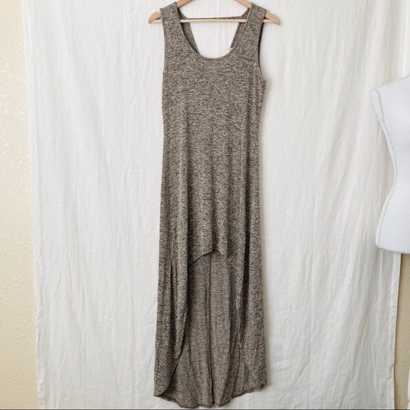 Chelsea & Violet High-Low Sleeveless Top - Picture 2 of 10